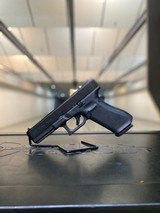 GLOCK G17 GEN5 FS - 2 of 2