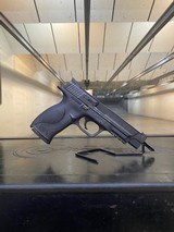 SMITH & WESSON M&P PRO SERIES - 1 of 2
