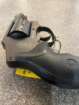 SMITH & WESSON 442-1 - 3 of 7