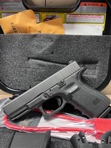 GLOCK 19 G19 Gen 4 (Police Trade In) - 1 of 4