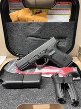 GLOCK 19 G19 Gen 4 (Police Trade In) - 3 of 4