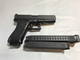 GLOCK 22 G22 Gen 2 - 2 of 5