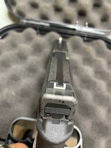 GLOCK 17Gen4 - 3 of 4