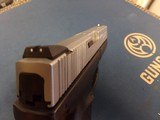 SMITH & WESSON SW9V - 4 of 5