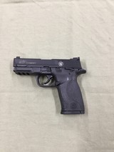 SMITH & WESSON M&P 22 COMPACT - 2 of 4