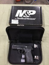 SMITH & WESSON M&P 22 COMPACT - 1 of 4