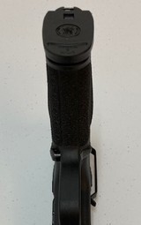 SMITH & WESSON M&P 9 - 6 of 7