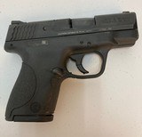 SMITH & WESSON M&P 9 sheild - 2 of 7