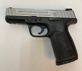 SMITH & WESSON SD40VE - 2 of 7
