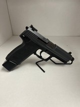 HK USP - 3 of 4