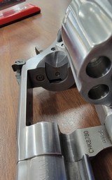 SMITH & WESSON 686-6 - 4 of 6