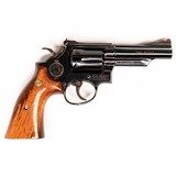 SMITH & WESSON MODEL 19-3 STATE OF TEXAS-TEXAS RANGER COMMEMORATIVE COMMISSION 1823-1973 - 3 of 5