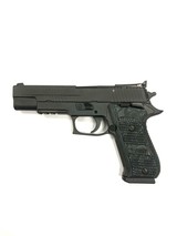 SIG SAUER P220R - 1 of 1