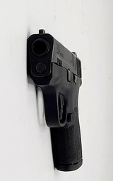 SMITH & WESSON M&P 40 SHIELD M2.0 .40 S&W - 7 of 7