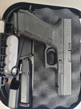 GLOCK 17
Gen4 - 2 of 2