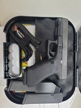 GLOCK 17Gen4 - 2 of 2