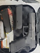 GLOCK 17Gen4 - 1 of 2