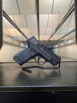 SMITH & WESSON SHIELD M2.0 - 2 of 2