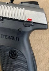 RUGER SR9 - 4 of 7