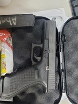 GLOCK G17Gen 4 - 1 of 2