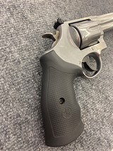 SMITH & WESSON 629 CLASSIC - 3 of 6