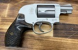 SMITH & WESSON Airweight with Holster - 2 of 3
