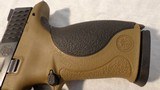 SMITH & WESSON M&P 40 w/Streamlight - 6 of 6