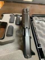 SMITH & WESSON M&P M2.0 4 COMPACT - 4 of 6