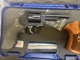 SMITH & WESSON 19 CLASSIC - 2 of 2