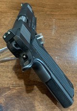 KIMBER CUSTOM TLE/RL II - 5 of 5