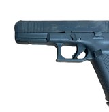 GLOCK 17 gen 5 - 3 of 7