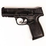SMITH & WESSON SD40 - 1 of 3