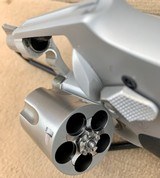 SMITH & WESSON 642 AIRWEIGHT CRIMSON TRACE LASERGRIPS - 6 of 6