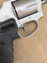 SMITH & WESSON 642 AIRWEIGHT CRIMSON TRACE LASERGRIPS - 4 of 6