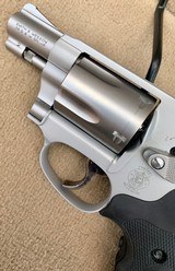 SMITH & WESSON 642 AIRWEIGHT CRIMSON TRACE LASERGRIPS - 5 of 6