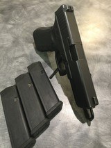 GLOCK G17 GEN 4 - 1 of 4