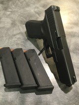 GLOCK G17 GEN 4 - 1 of 3