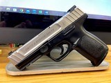 SMITH & WESSON 223900 SD9 VE 9mm - 1 of 1