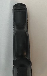 RUGER SR40C - 5 of 7