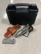 BOND ARMS RUSTIC RANGER - 1 of 3