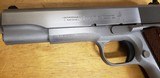 COLT 1911 GOVERNMENT - 3 of 3