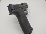 SMITH & WESSON M&P 9 - 3 of 4