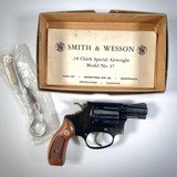 SMITH & WESSON MODEL 37 CHIEFS SPECIAL AIRWEIGHT - 1 of 5
