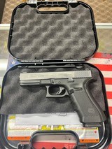 GLOCK 22 G22 GEN 4 .40 (Night Sights) POLICE TRADE IN - 7 of 7