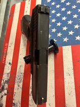 GLOCK 22 G22 GEN 4 .40 (Night Sights) POLICE TRADE IN - 5 of 6