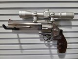 SMITH & WESSON 629-4 CLASSIC .44 MAGNUM - 1 of 7