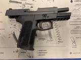 SIG SAUER SP2022 - 2 of 4
