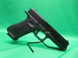 GLOCK 17 GEN5 - 1 of 5