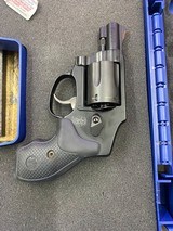 SMITH & WESSON 442 - 3 of 4
