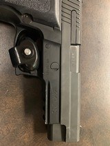 SIG SAUER P226 - 3 of 5